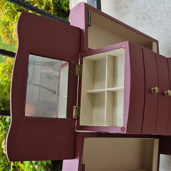 Jewerly Box Brick Red - Picture 2 of 6